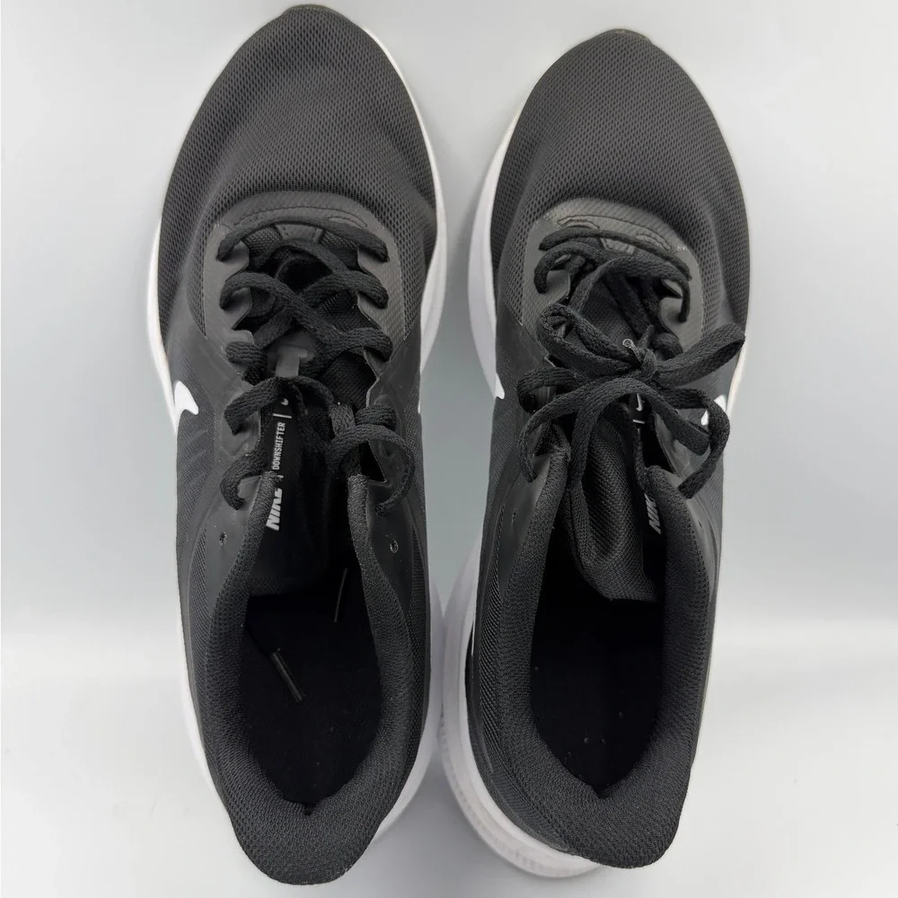 Nike Downshifter 11 Running Shoes Men's Size 11 Black White Sneakers CI9981-004